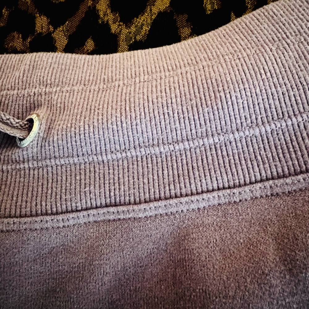 Calvin Klein Mauve Like Old School Joggers - Picture 4 of 5